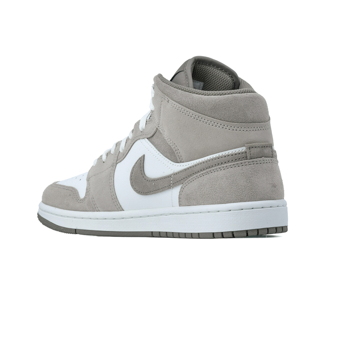 AIR JORDAN 1 MID [4]