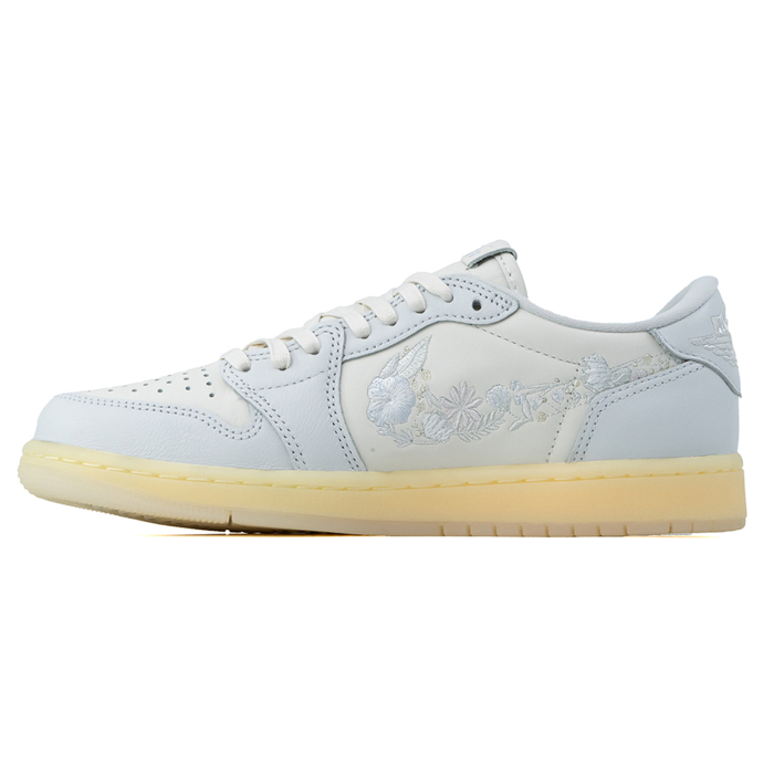AIR JORDAN 1 RETRO LOW OG V2 [2]
