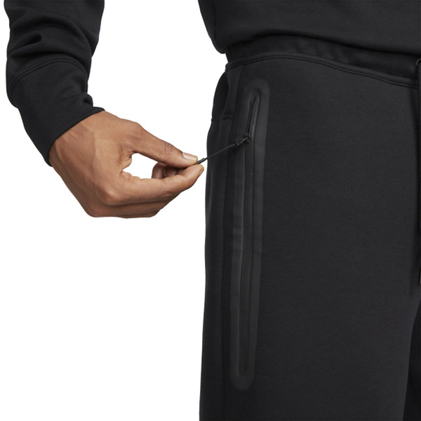 M NK TECH FLC SHORT [3]