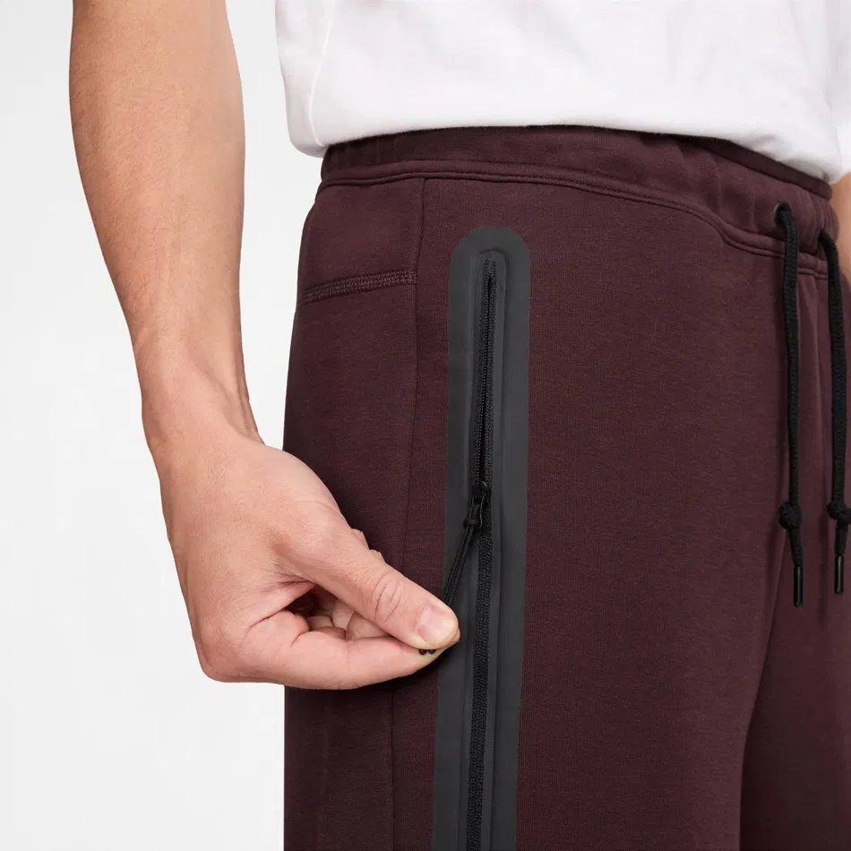 M NK TECH FLC SHORT [3]