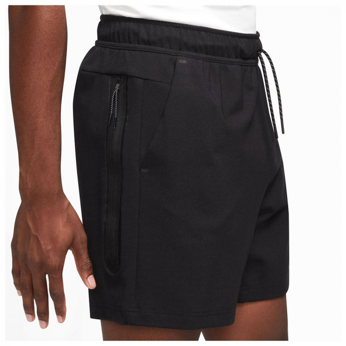 M NK TECH SHORT LGHTWHT [2]