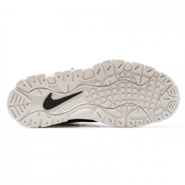 Nike Air Barrage Low [4]