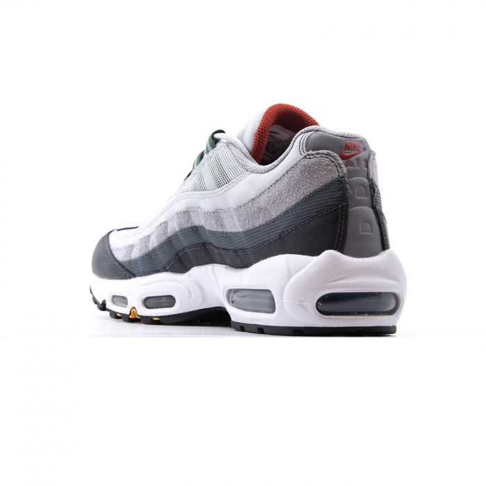 Nike Air Max 95 Essential [4]