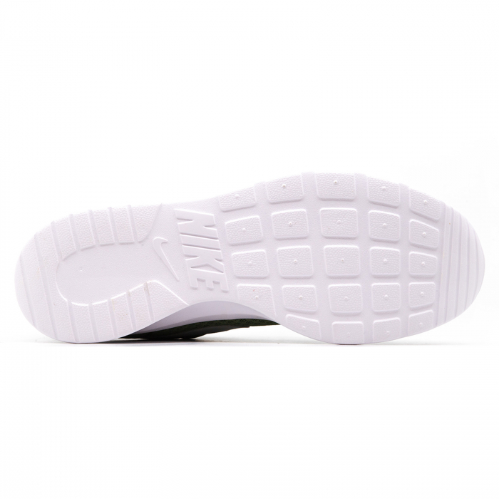 NIKE TANJUN FLYEASE [5]