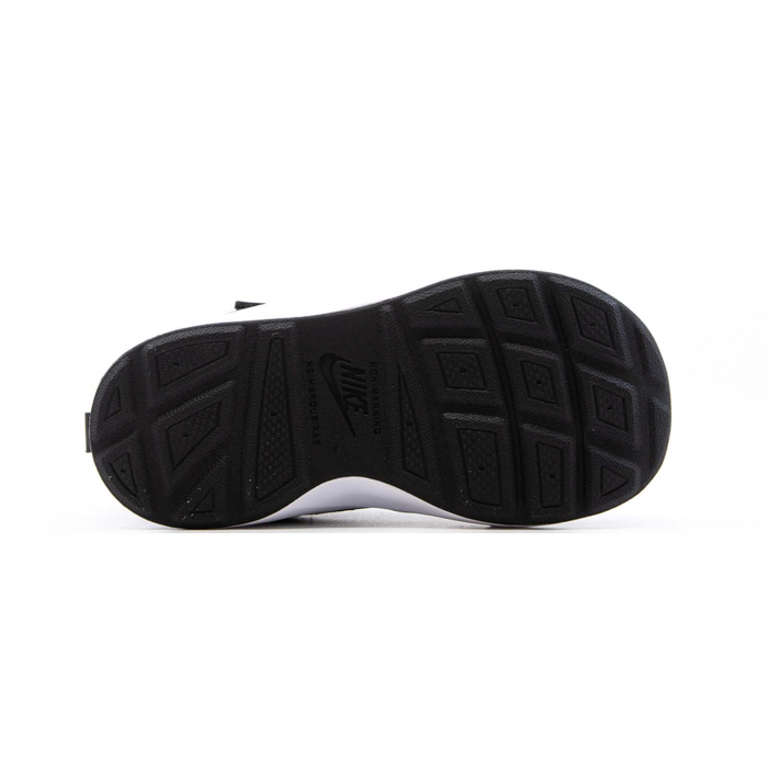 NIKE WEARALLDAY BT [4]