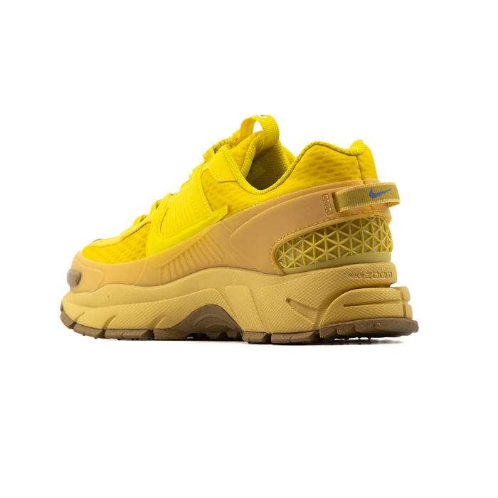 NIKE ZOOM VOMERO ROAM [4]