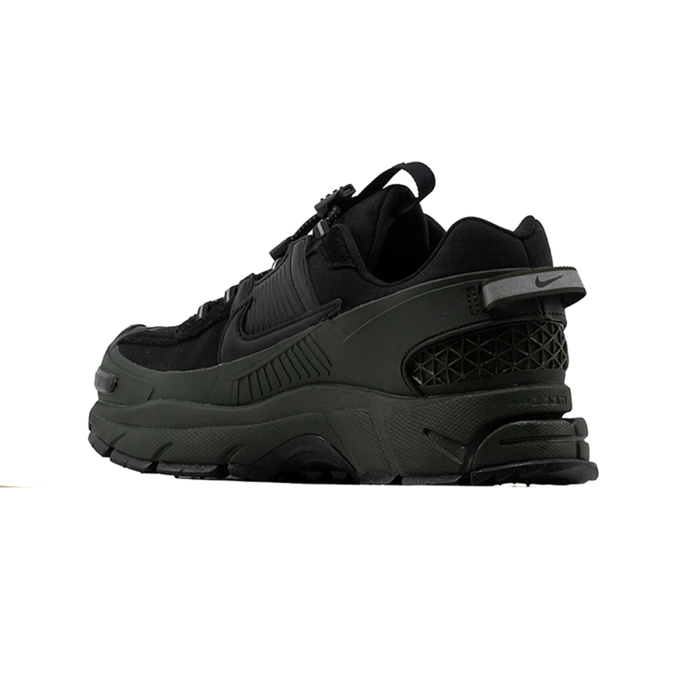 Zoom Vomero Roam [4]