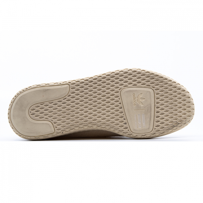 Pharell Williams W [4]