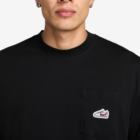 U NSW TEE M90 SNKR PTCH PKT 2 [3]