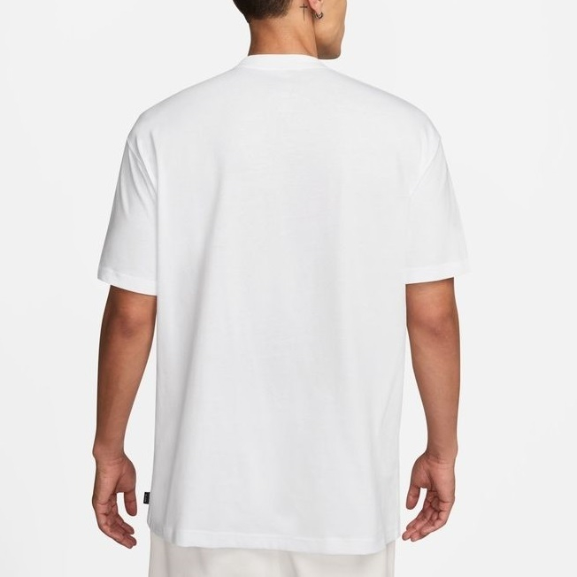 U NSW TEE M90 SNKR PTCH PKT 2 [2]