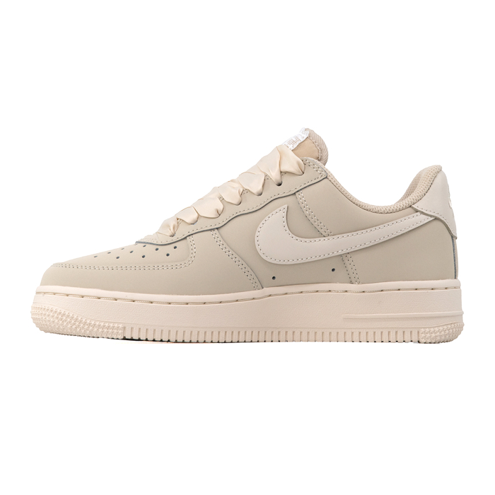 AIR FORCE 1 RETRO PRM [2]