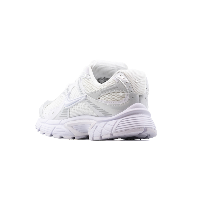 W NIKE V5 RNR [4]