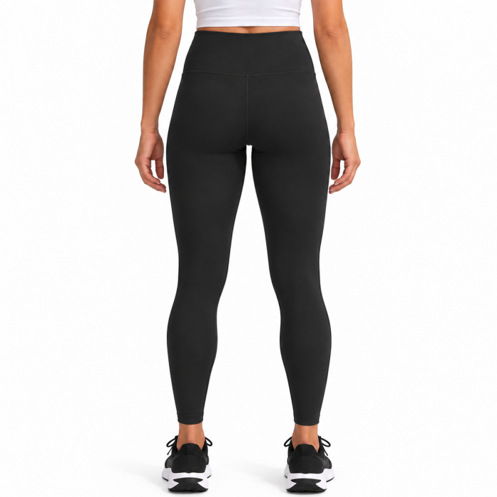 NK DF ONE HR TIGHT USEAM [2]