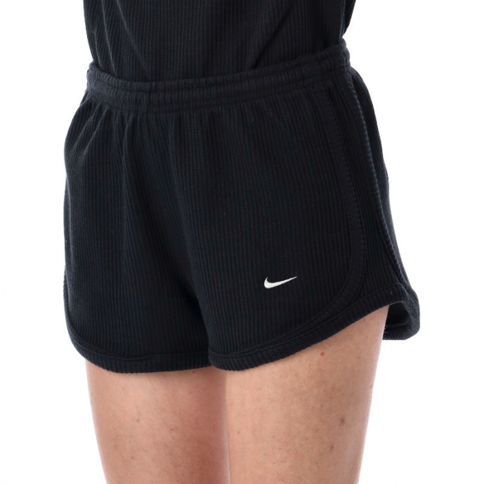 W NSW NK CHLL WFL MR 3" SHORT [3]