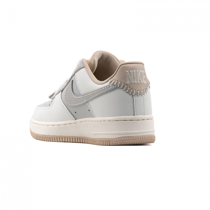 Nike Air Force 1 '07 CN CN [4]