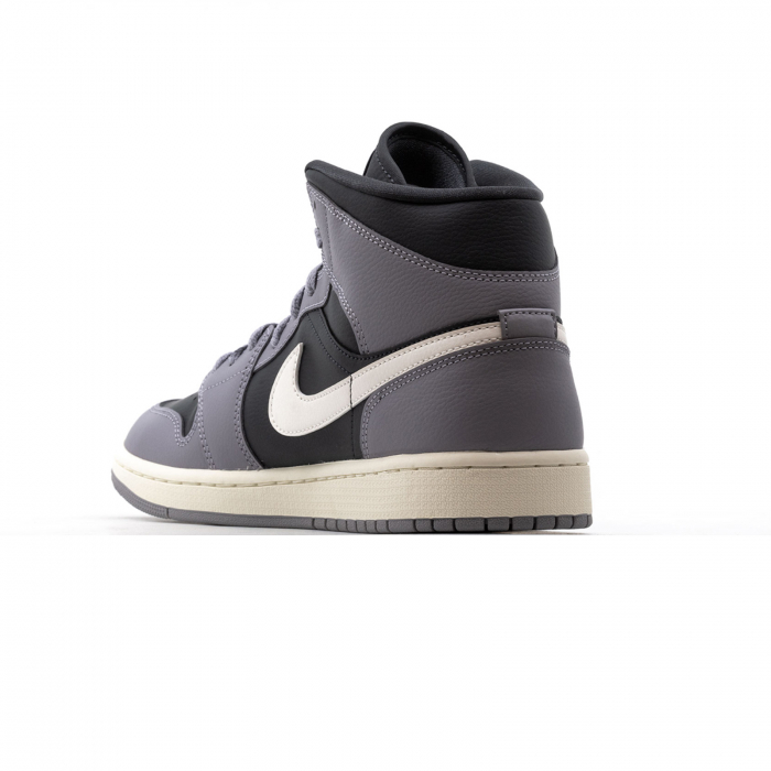 Air Jordan 1 Mid [4]