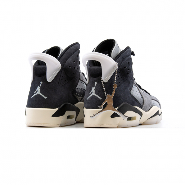 WMNS AIR JORDAN 6 RETRO [6]