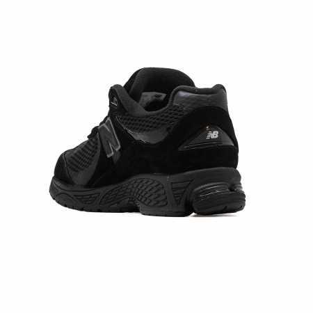 2002R Black [3]