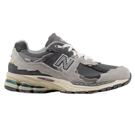 Bărbaţi - 2002R - M2002RDA