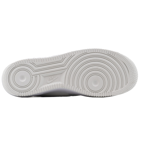 AIR FORCE 1 07 LV8 ESS+ [4]