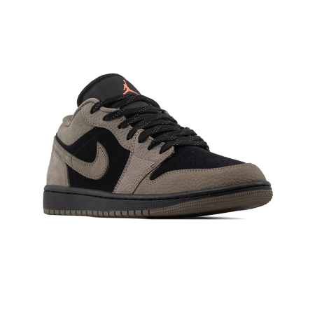 AIR JORDAN 1 LOW SE [2]