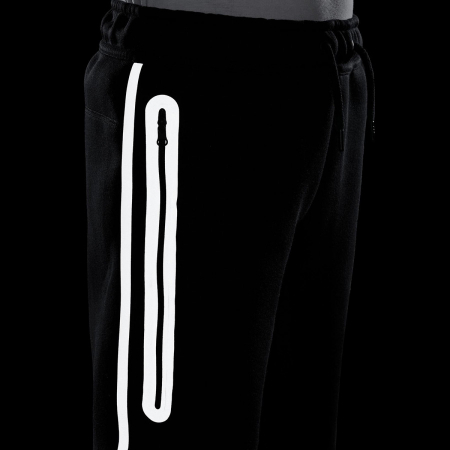 B NSW TECH FLC SSNL TF+ JOGGER [3]