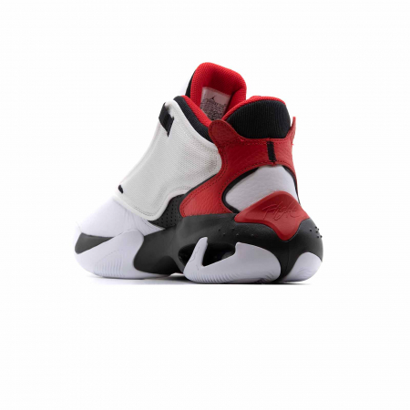 Jordan Max Aura 4 [3]