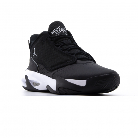 Jordan Max Aura 4 [2]