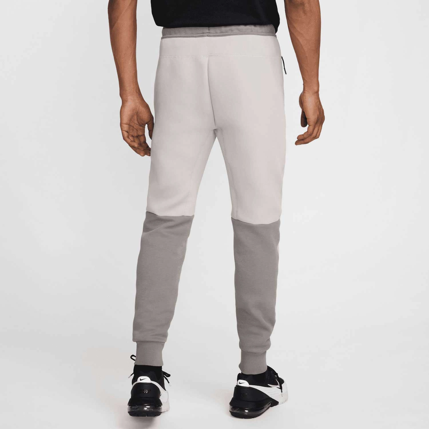 M NK TECH FLC JGGR [1]