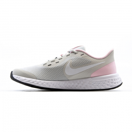 Nike Revolution 5 Gs [1]