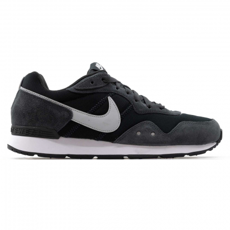 Nike Venture Runner [0]