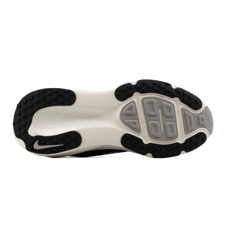 NIKE VOMERO 18 GS [4]