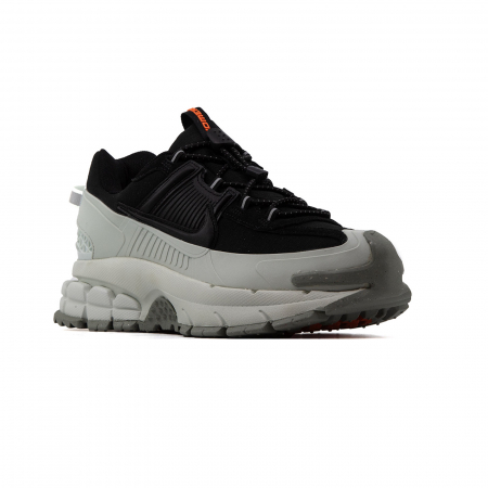 Nike Zoom Vomero 5 Roam [2]