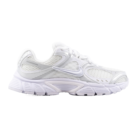 Pantofi sport - W NIKE V5 RNR - HQ7901-101