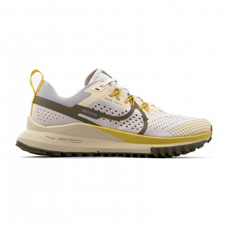 Femei - Wmns Nike React Pegasus Trail - FJ4732-001