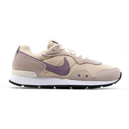 Wmns Nike Venture Runner [0]