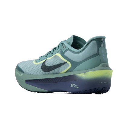 ZOOM FLY 6 [3]