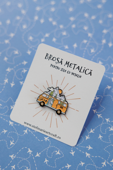 Brosa metalica Camping van [3]