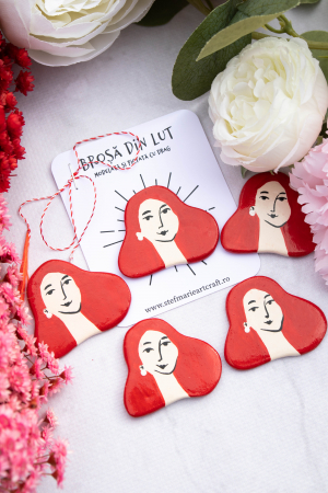 Pin-uri metalice - Brosa din lut Red Lady