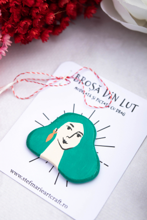 Brosa din lut Green Lady [3]