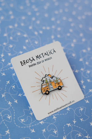 Brosa metalica Camping van [1]