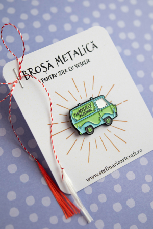 Brosa metalica Masina misterelor [1]