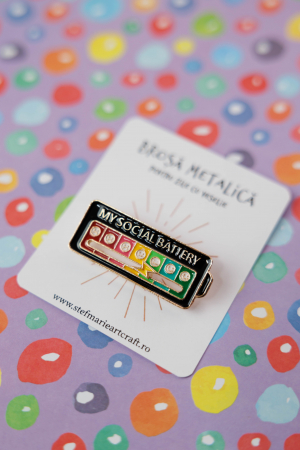Brosa metalica Social Battery [2]