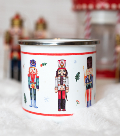Cana emailata Nutcracker [1]