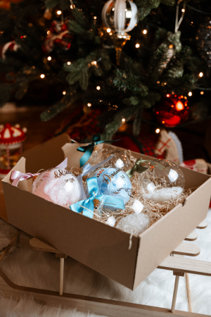 Pachet cadou cu 5 globuri personalizate [4]