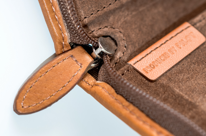 Etui Piele Namiki Zipper 3 Pens Camel, Pilot   [9]