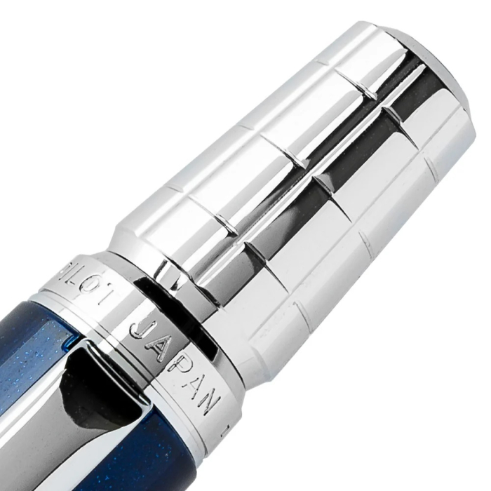 Pix Raiz Ocean Blue, Pilot [3]