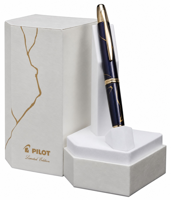 Stilou Capless LTD ED 2026 Golden Journey, Pilot [2]