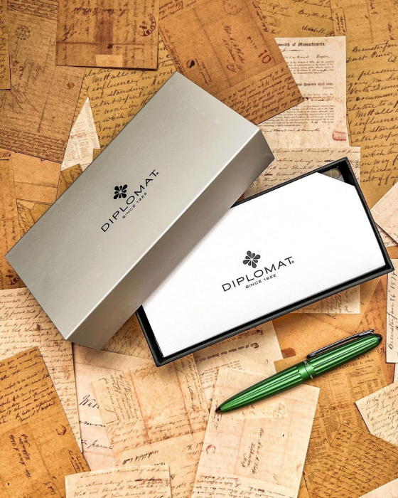 Stilou Aero Green, Diplomat [9]