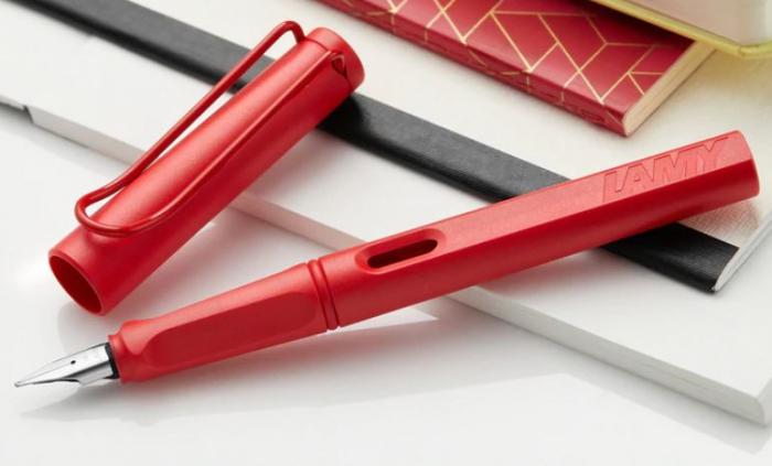 Stilou Lamy Safari 20 Strawberry, Editie Speciala 2022 [2]